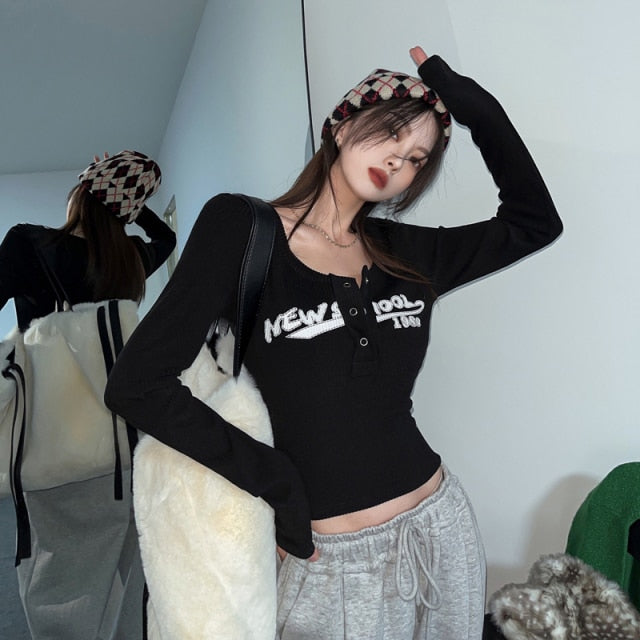 Woman's clothing.Retro Graffiti Print Elastic Long Sleeve T-Shirt