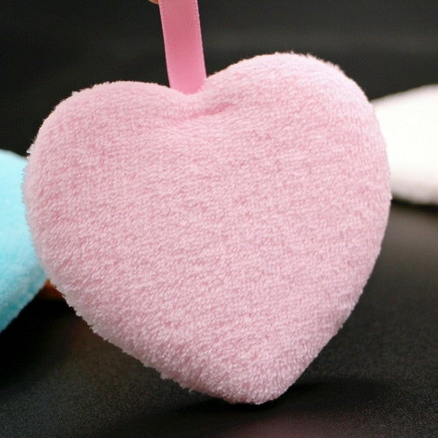 Woman's Reusable Makeup Puffsmans