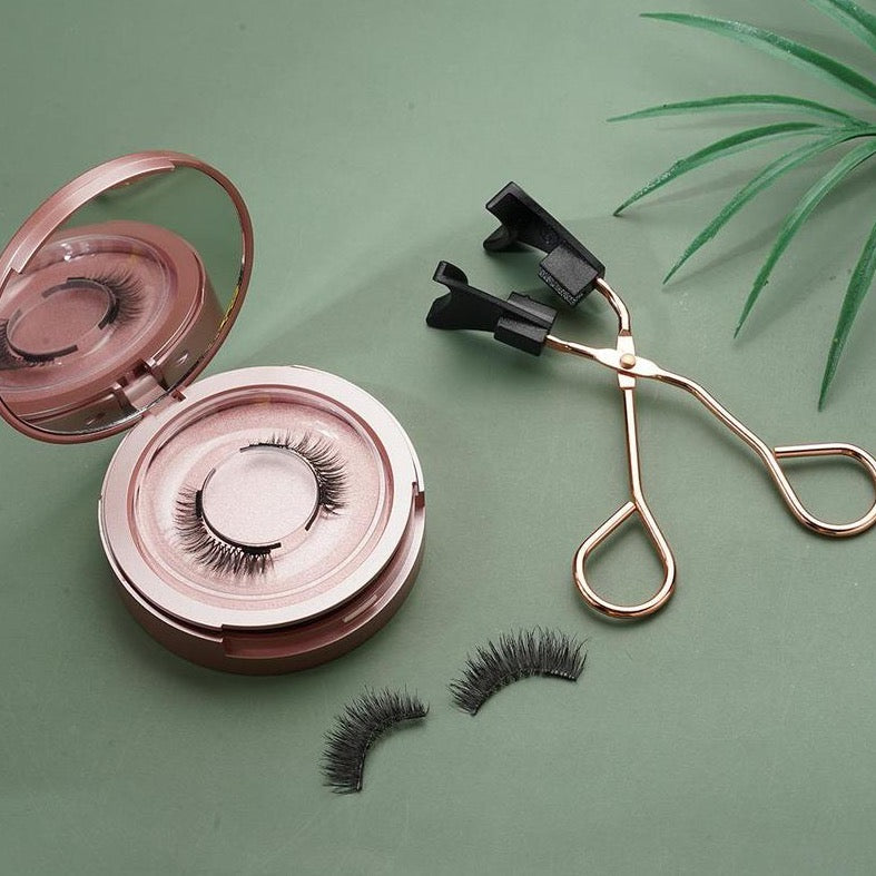 Woman's beauty Lash