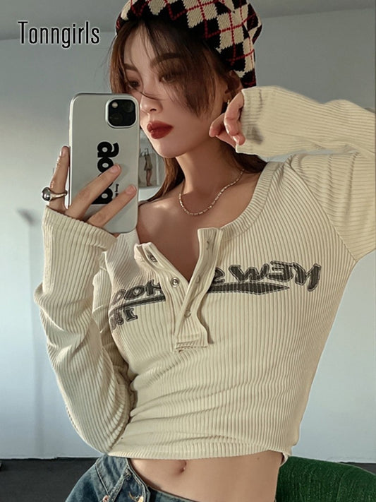 Woman's clothing.Retro Graffiti Print Elastic Long Sleeve T-Shirt