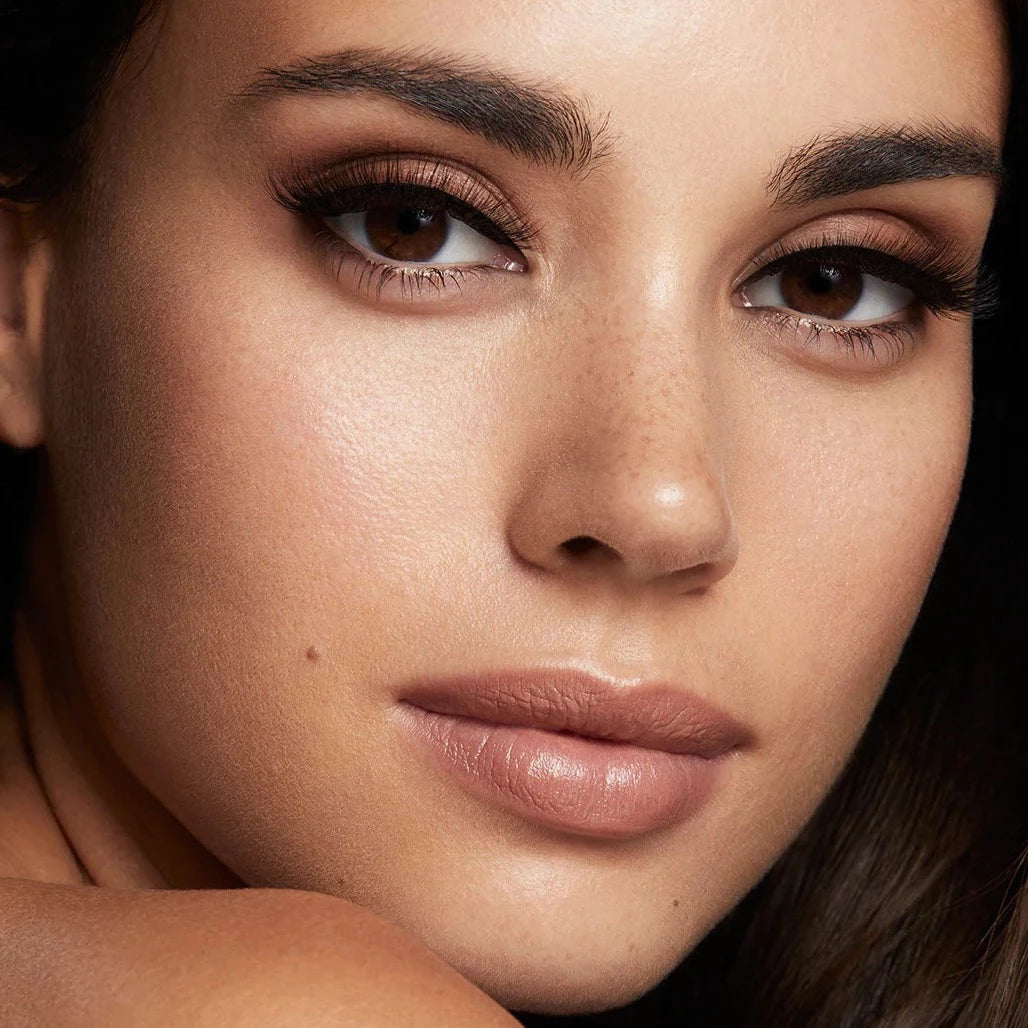 Woman's beauty Lash