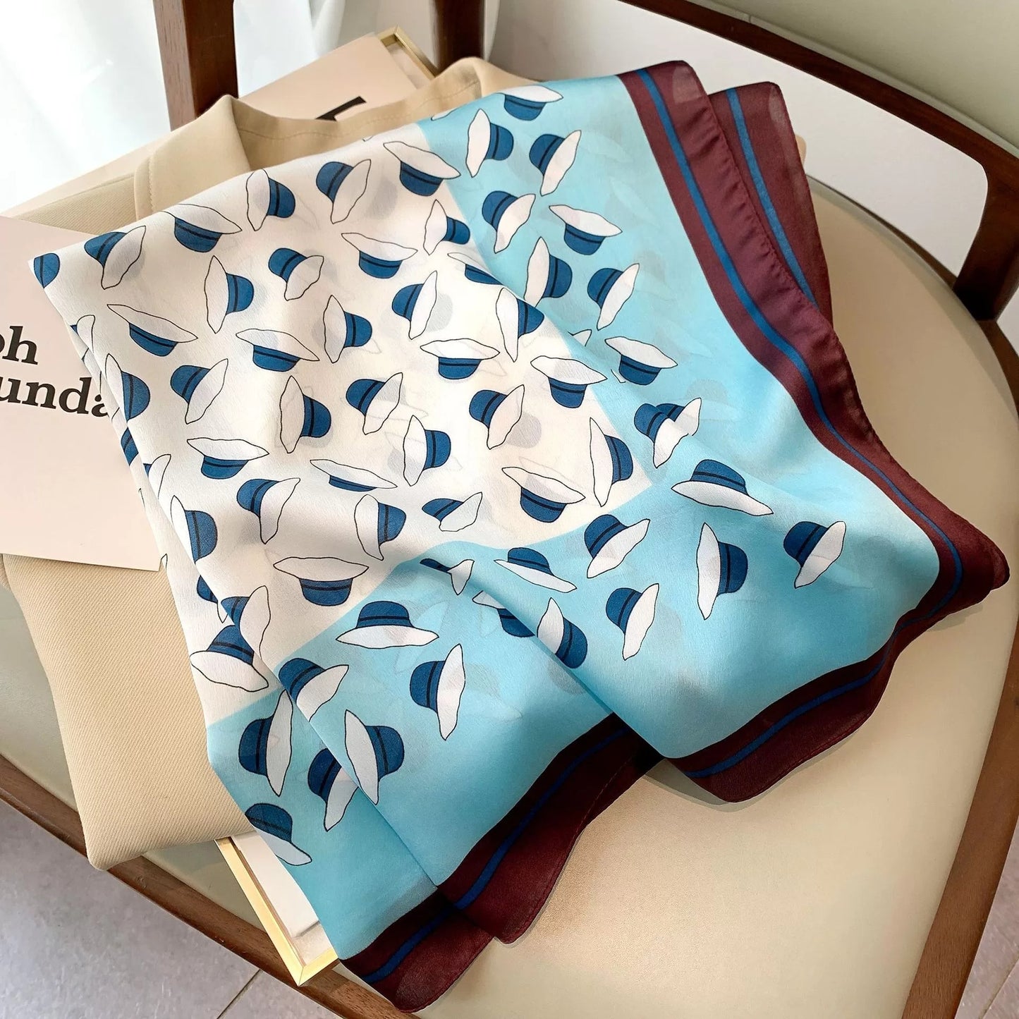 Beauty Fashion Silk Satin Hair Scarf Women Handkerchief Printed Female Square Head Bandana Small Neck muffler hijab lady girl
