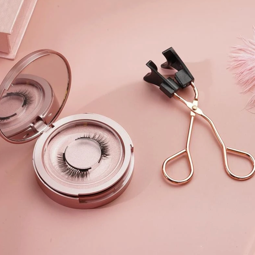 Woman's beauty Lash